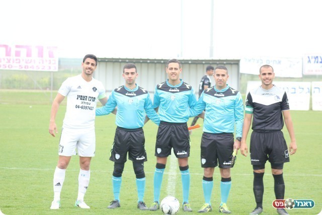 צוות השיפוט יחד עם הקפטנים (דאפר מחאמיד)